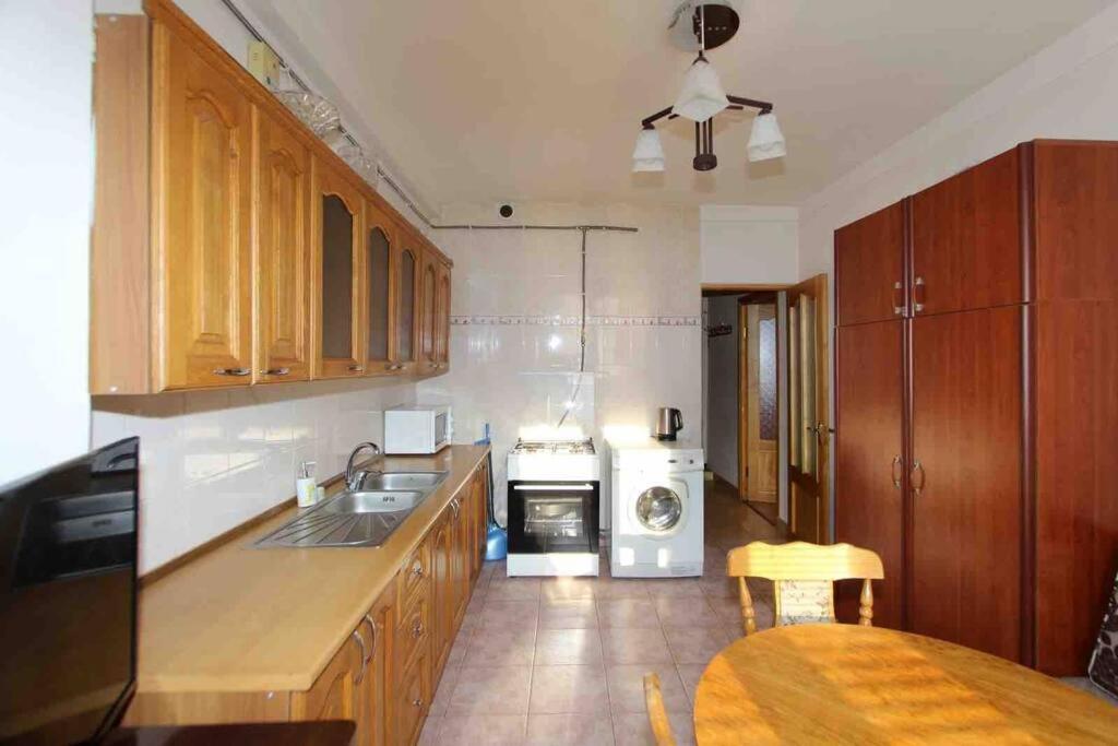 Cozy Apartment In The Center Of يريفان المظهر الخارجي الصورة